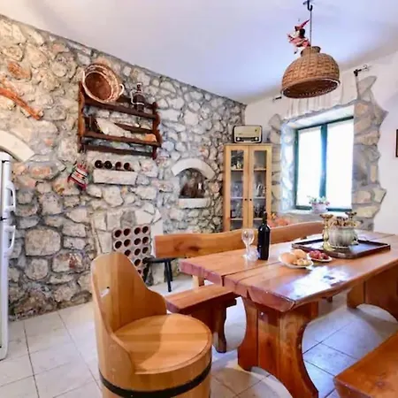 Villa Robinzon House Rocsy - With Pool And Jacuzzi, *